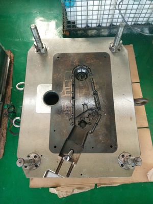 Warmlauf/Kaltlauf Aluminium-Druckgussform für die Herstellung von Präzisionsprodukten aus Aluminium
