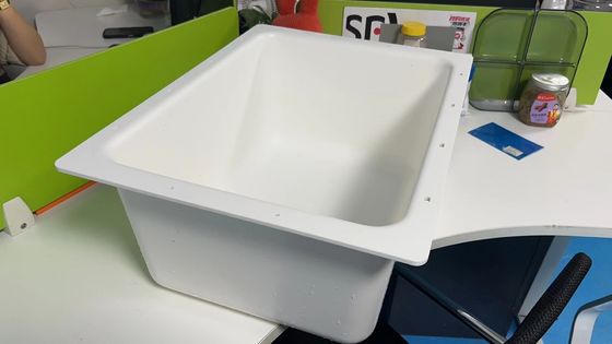 Großer vakuumgeformter Wasserbehälter aus Polycarbonat mit individuellem Logo und guter Schlagfestigkeit