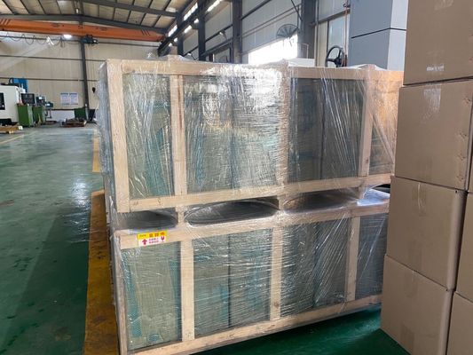 Annehmbarer Top-Kunststoff-Formhersteller für ABS/PA66/PP/PC/PMMA/PSU/PCTG/TPE/TPU/PBT-Automobil-Kunststoffteile