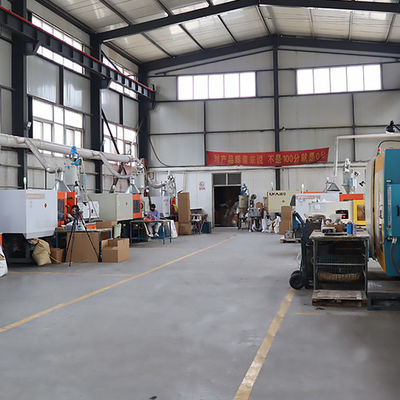 Einfach- oder Mehrfach-Hohlraum-Plastikspritzgießteile von ABS Custom Mold Company