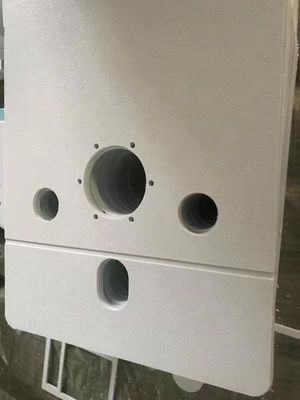 Service für das Schneiden von Kunststoffplatten und Dekorationsplatten aus mehreren Materialien
